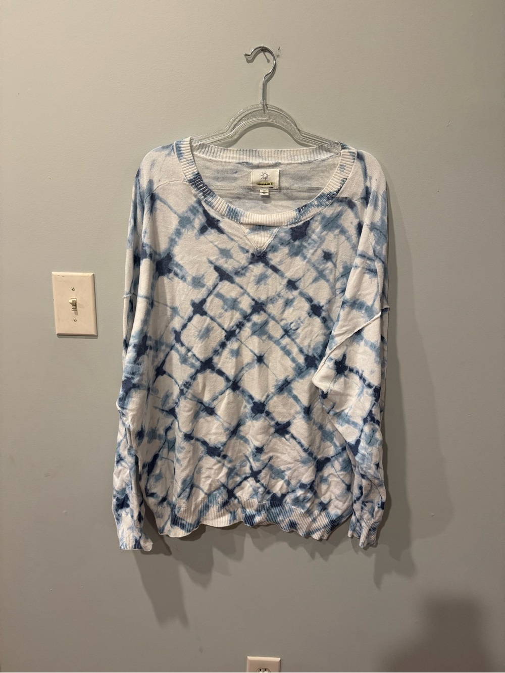 aerie Blue and White Tie-Dye Crewneck Sweatshirt